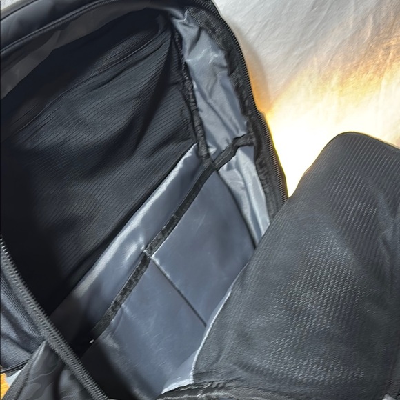 Ogio Backback - Picture 10 of 10